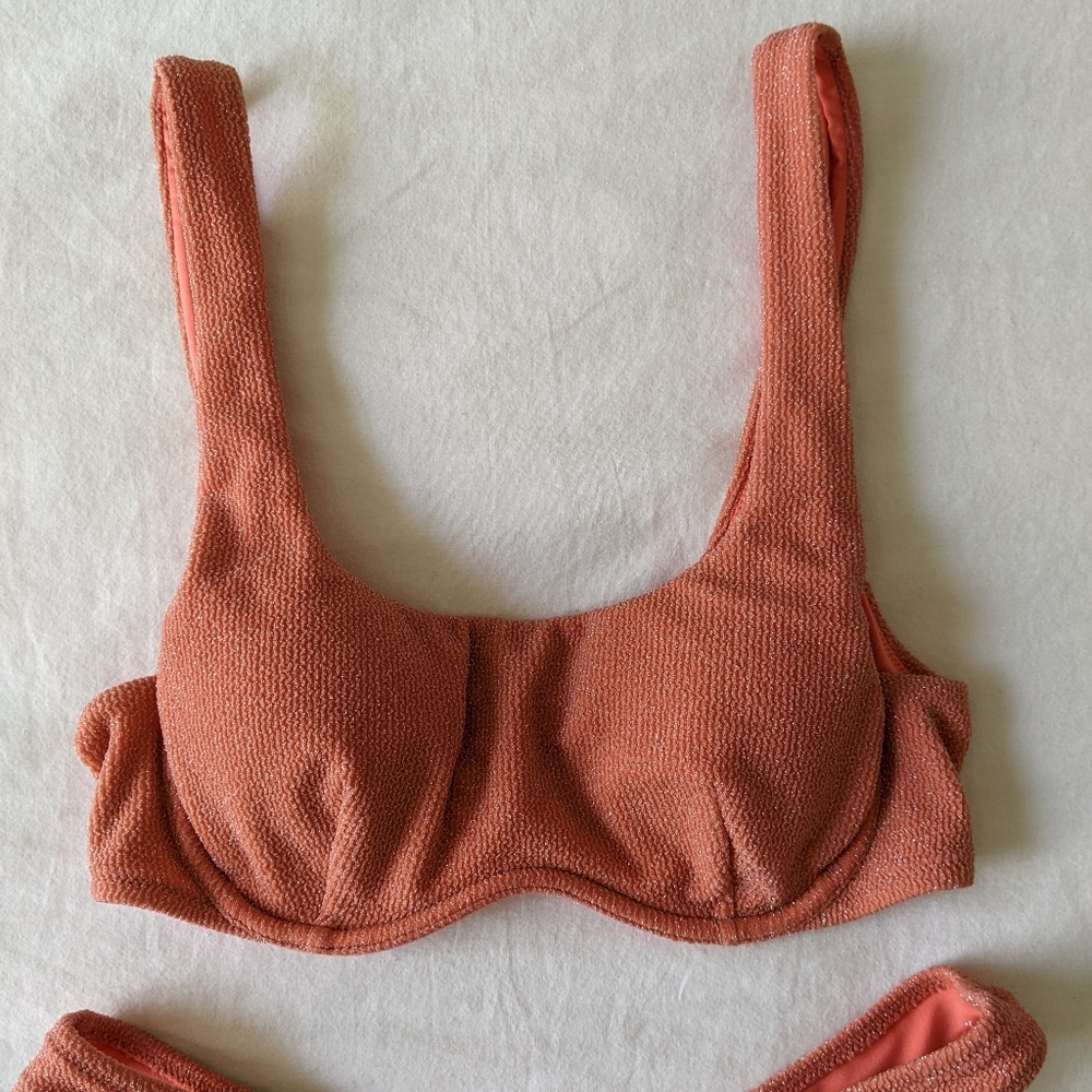 Swimsuit - Picture 3 of 12